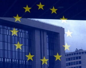 Совет ЕС проведет внеочередное заседание по Украине в четверг