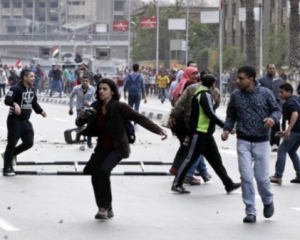 В Каире в уличных столкновениях погибли по меньшей мере 10 человек