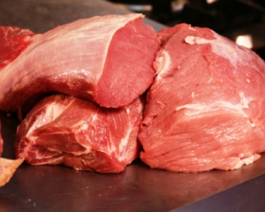 Канада будет покупать украинскую свинину и говядину