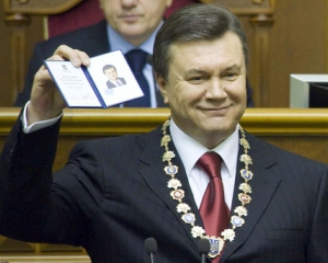 Тимошенко з Ляшком пропонують Раді забрати у Януковича звання президента