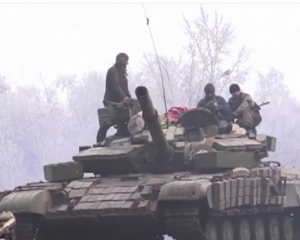В интернете появилось видео, как боевиков в Углегорске накрыла украинская артиллерия