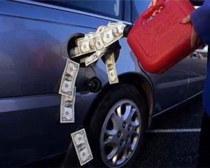 Українських водіїв чекає чергове подорожчання бензину