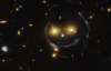 Телескоп Hubble запечатлел "улыбку Космоса"