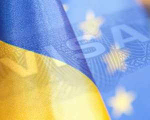 Порошенко призвал ЕС предоставить Украине безвизовый режим