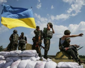 На Донбассе воюют 50 тысяч украинских военных — Геращенко