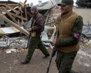 Терористи ДНР не планують відводити важке озброєння