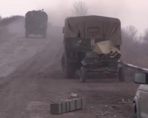 &quot;Нас обманули&quot; - украинские бойцы самостоятельно прорывались из Дебальцево