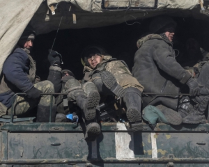 Полторак: У полоні в Дебальцевому залишаються 112 осіб, більше 2 тисяч - вивели