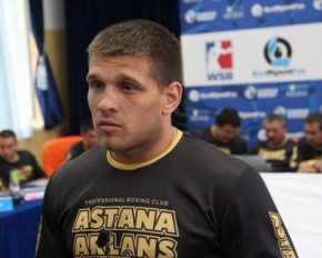 Украинец одержал четвертую победу на профи-ринге
