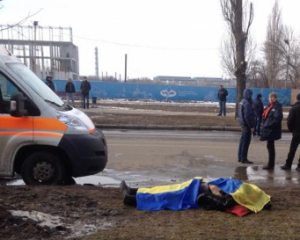 В Харькове во время мирного шествия прозвучал взрыв, есть погибшие