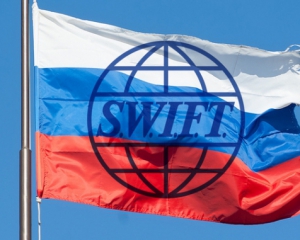 У Британії заговорили про відключення Росії від SWIFT