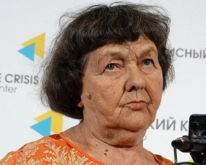 Мати Надії Савченко розповіла сім історій з життя доньки
