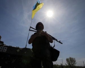 За почти год войны на Донбассе погибли более 1,5 тысячи военных