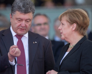 Меркель та Порошенко заявили про необхідність розширення місії ОБСЄ на Донбасі