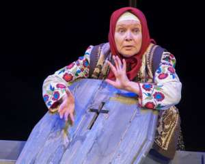 Два украинских театра покажут спектакль по произведению Матиос