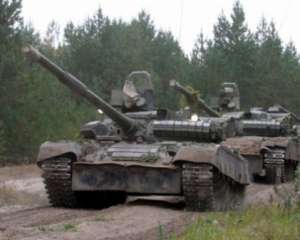 ОБСЕ зафіксувала в Олександрівську колону танків бойовиків