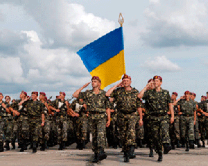 Порошенко подписал закон об увеличении численности армии до 250 тысяч человек