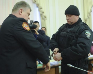 &quot;Показуха в Киеве&quot; - западные СМИ отреагировали на публичный арест украинских чиновников