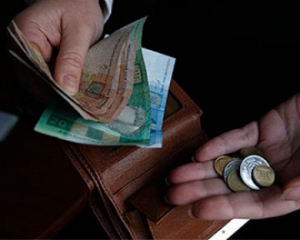 За год реальные зарплаты украинцев уменьшилась на 18%