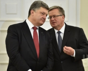 Президент Польши на следующей неделе почтит в Киеве жертв Катынской трагедии