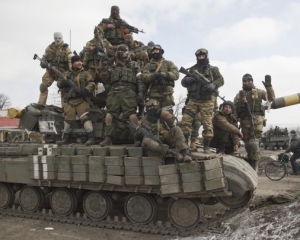 Террористы готовят провокации: нанесли знаки сил АТО на танки и разъезжают возле Донецка