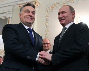 Россия &quot;купила&quot; премьера Венгрии - Reuters
