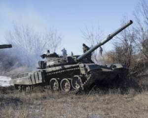 Бойовики протягом дня 18 разів турбували бійців АТО, біля Авдіївки лупили з танка