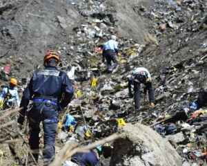 У Франції завершили пошук тіл жертв катастрофи літака Airbus  А320