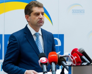 МЗС: Їхати на парад до Путіна - це проявити солідарність з агресором