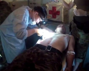 Внаслідок атаки бойовиків у Трьохізбенці поранені два українських бійця