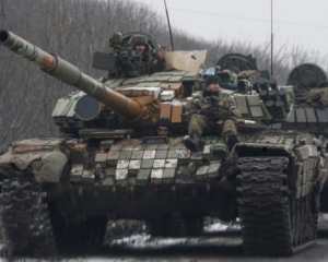 В Широкино пришло 4 танка, 4 ББМ и 50 головорезов