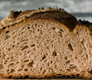 Як Донбас став на коліна за буханець хліба
