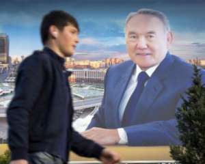 В Казахстане проходят досрочные выборы президента