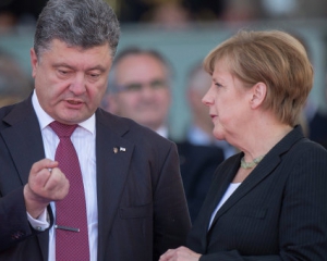Петр Порошенко поговорил с Ангелой Меркель по телефону