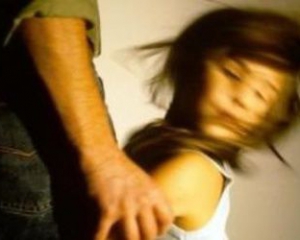 На Кировоградщине мужчина изнасиловал несовершеннолетнюю дочь сожительницы