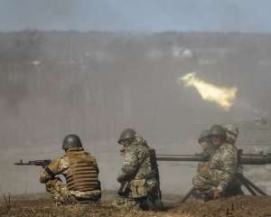 Вночі бойовики стріляли по всій лінії фронту, під Горлівкою відбувся бій