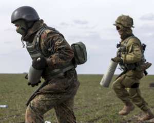 В Широкиному йде бій - &quot;Азов&quot;