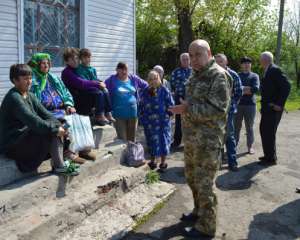 Село на Бахмутский трассе попросилось под крыло Украины