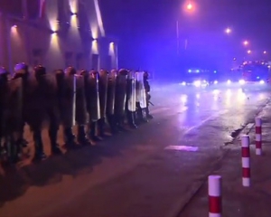 В Польше полицейский застрелил фаната на футбольном поле