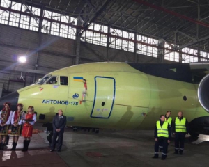 Новий український АН-178 підкорює ринок: Азербайджан вже закупив 10 літаків