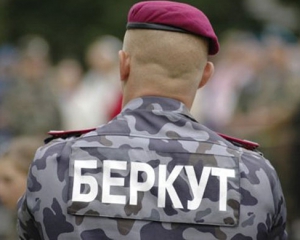 Кримська влада стверджує, що 25 харківських &quot;беркутівців&quot; просяться до них