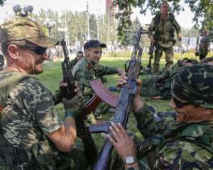 На Донбасі воює 9 тисяч російских військових - штаб АТО