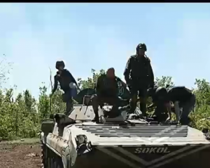 Боевики обстреливают позиции украинских военных в Счастье