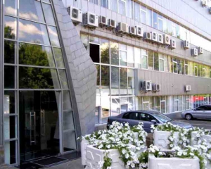 Порошенко поручил охранять здание Антикоррупционного бюро в Киеве