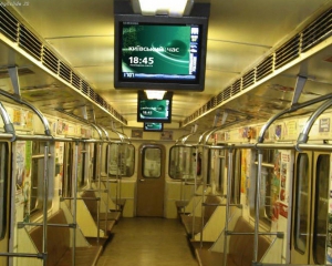 С начала лета в киевском метро снова заработают мониторы