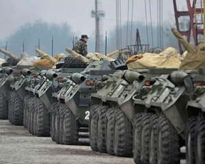 За добу із РФ на Донбас зайшли 2 колони бронетехніки - штаб АТО