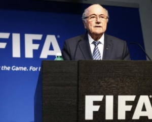 Президент ФИФА Блаттер покидает свой пост