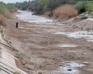 &quot;Артерія&quot; питної води для Криму заростає бур&#039;янами