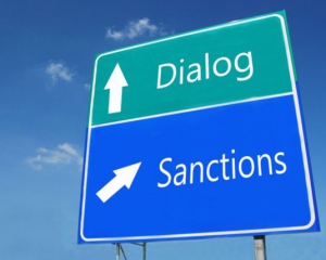 Захід налаштований до послаблення санкцій проти Росії — політолог