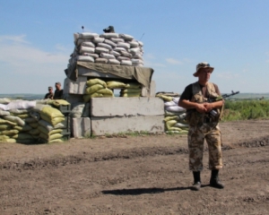 Боевики обстреляли 3 блокпоста украинских пограничников
